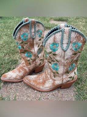 Liberty Black Garden Floral Mid Boots